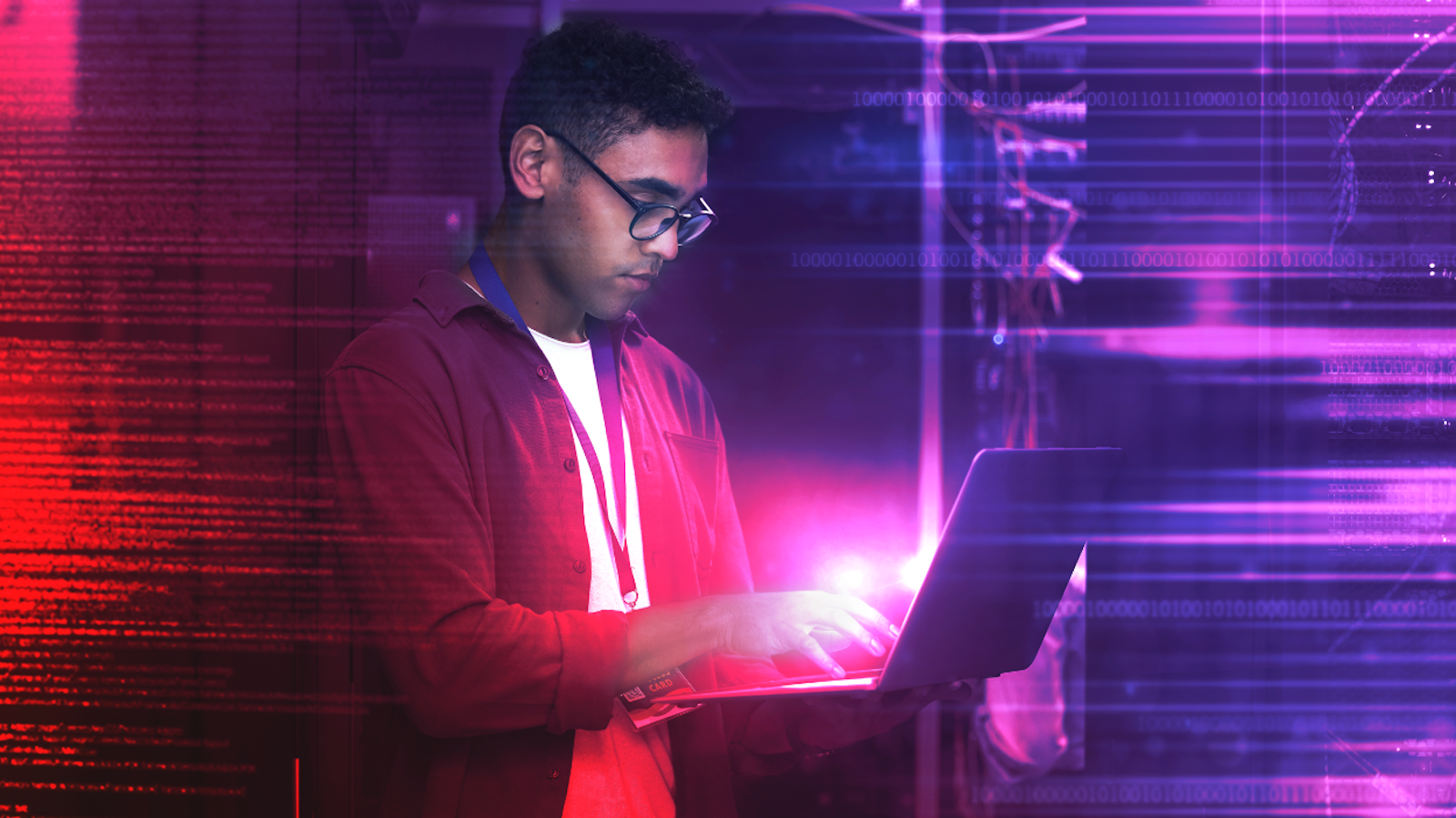 Optical engineer uses Keysight photonic device software on laptop