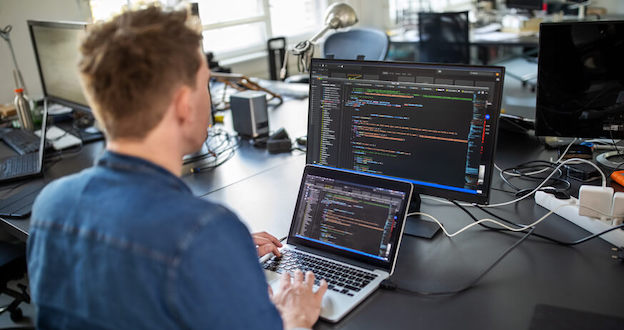 Lektion 2 - CIO-Interview: Wie die Testautomatisierungssoftware die digitale Transformation von Keysight beschleunigt