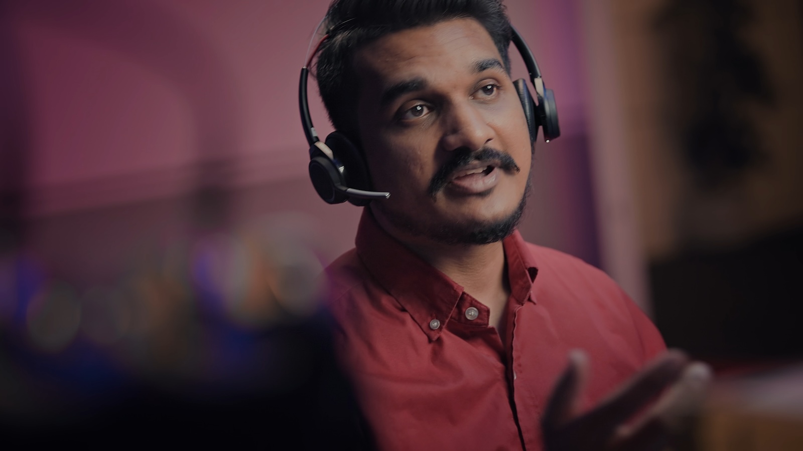 Keysight expert explains IC evaluation on headset